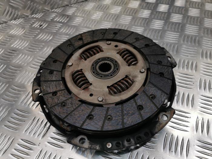 Used Clutch kit (complete) Fiat Fiorino (225) 1.3 JTD 16V Multijet Price € 60,00 Margin scheme offered by autodemontage denollen