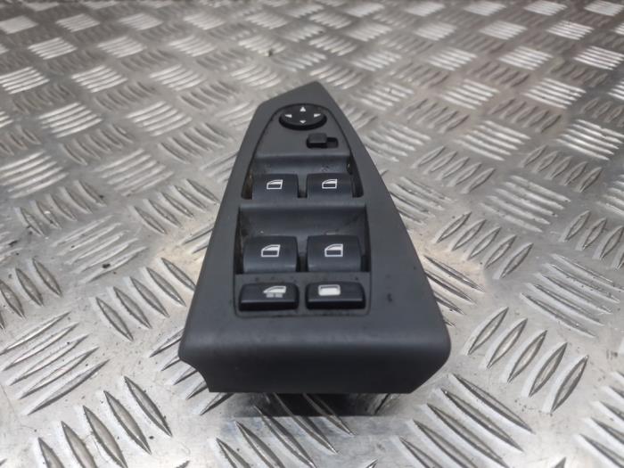 Usados Interruptor de ventanilla eléctrica BMW B6 Cabriolet (E64) 4.4 V8 32V Precio € 125,00 Norma de margen ofrecido por autodemontage denollen