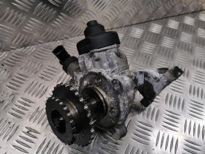 Gebrauchte Kraftstoffpumpe Mechanisch BMW 1 serie (F20) 116d 1.5 12V TwinPower Preis € 150,00 Margenregelung angeboten von autodemontage denollen
