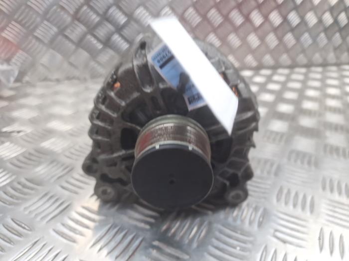 Begagnade Dynamo Volkswagen Caddy III (2KA,2KH,2CA,2CH) 2.0 SDI Pris € 75,00 Marginaltabell erbjuds av autodemontage denollen
