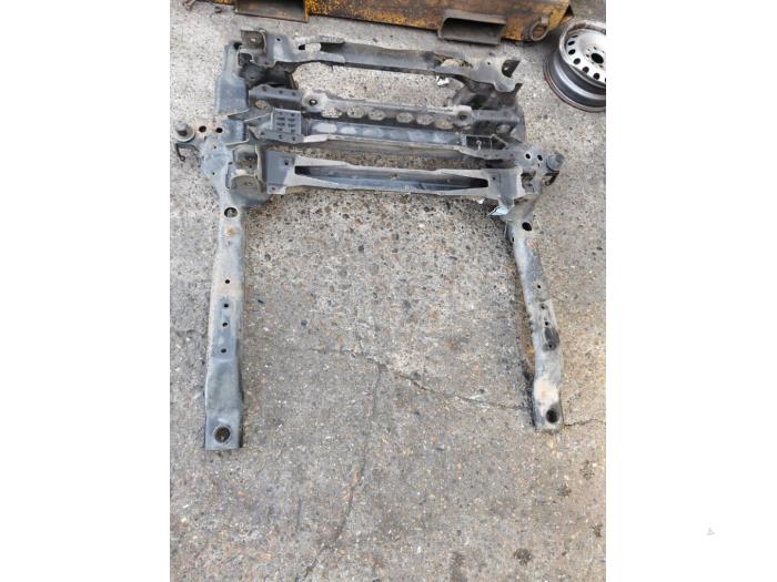 Used Subframe Mercedes Sprinter 3t (906.61) 213 CDI 16V Price € 150,00 Margin scheme offered by autodemontage denollen