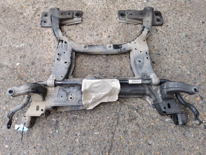 Used Subframe Mercedes GLA (156.9) 1.6 180 16V Price € 125,00 Margin scheme offered by autodemontage denollen