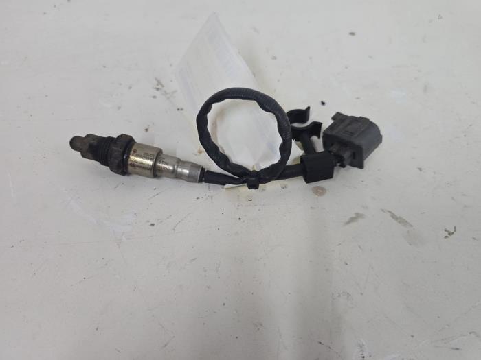 Sonde lambda d'un Mercedes-Benz GLA (156.9) 1.6 180 16V 2015