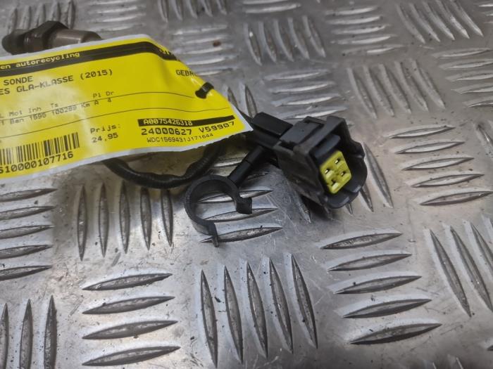 Sonde lambda d'un Mercedes-Benz GLA (156.9) 1.6 180 16V 2015