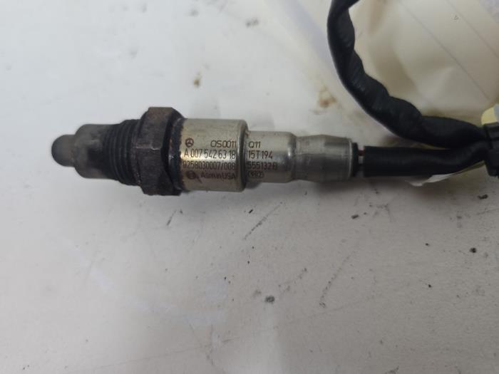 Sonde lambda d'un Mercedes-Benz GLA (156.9) 1.6 180 16V 2015