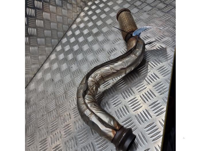 Used Front pipe + catalyst Peugeot 208 I (CA/CC/CK/CL) 1.2 Vti 12V PureTech Price € 75,00 Margin scheme offered by autodemontage denollen