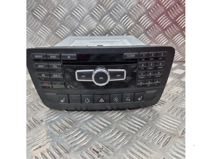 Używane Modul radiowy Mercedes GLA (156.9) 1.6 180 16V Cena € 190,00 Procedura marży oferowane przez autodemontage denollen