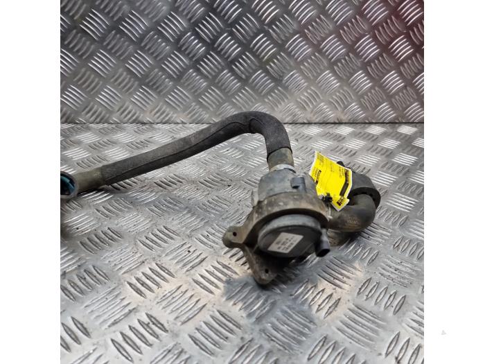 Begagnade Extra vattenpump Ford Ranger 2.0 EcoBlue 16V 4x4 Pris € 82,50 Marginaltabell erbjuds av autodemontage denollen
