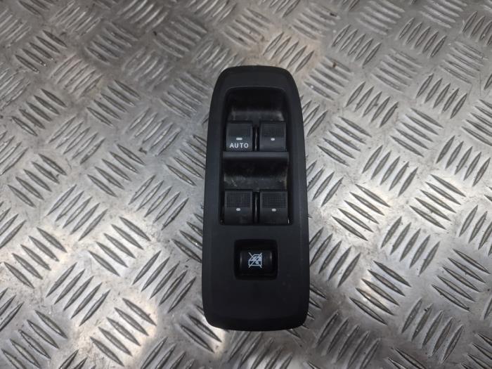 Usados Interruptor de ventanilla eléctrica Ford Ranger 2.0 EcoBlue 16V 4x4 Precio € 75,00 Norma de margen ofrecido por autodemontage denollen