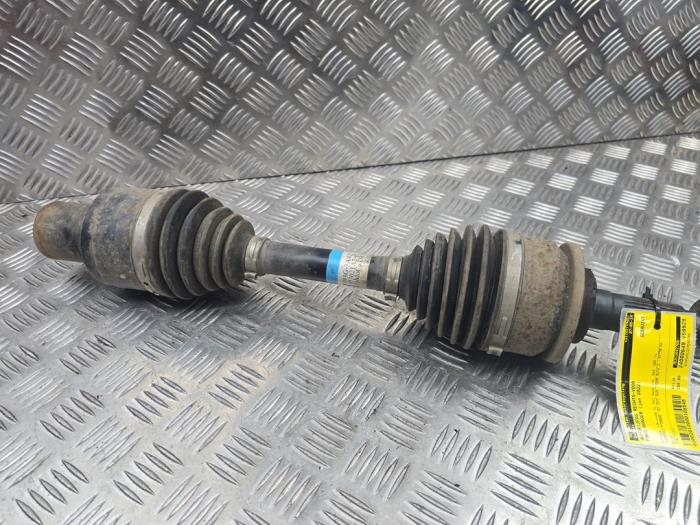 Drivaxel, höger fram från en Ford Ranger 2.0 EcoBlue 16V 4x4 2022