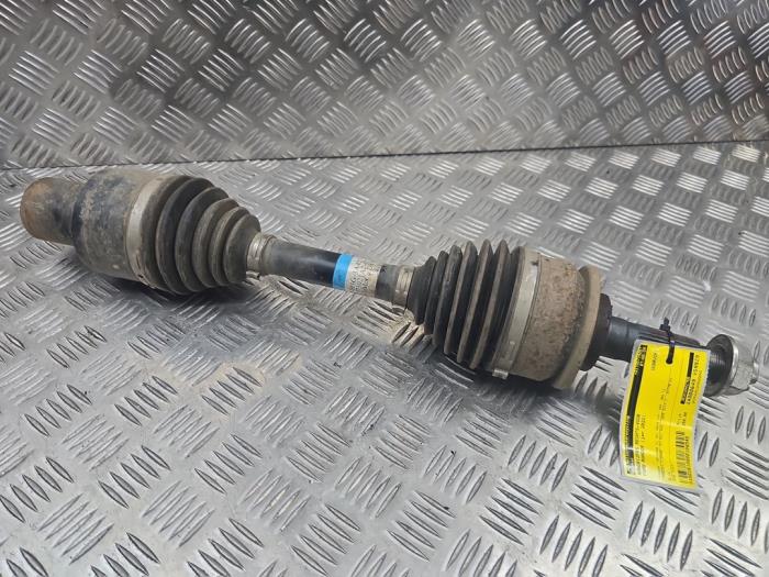Drivaxel, höger fram från en Ford Ranger 2.0 EcoBlue 16V 4x4 2022