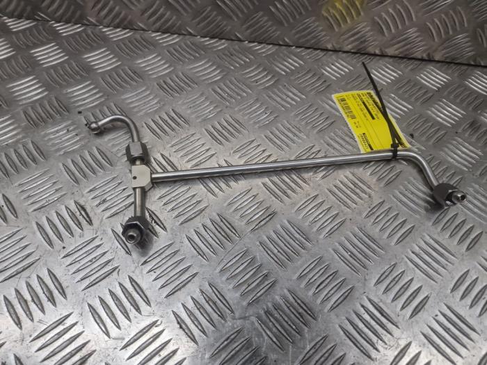 Usagé Système d'injection BMW 1 serie (F20) M140i 3.0 24V Van Prix € 60,50 Prix TTC proposé par autodemontage denollen