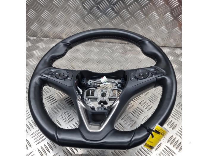 Begagnade Ratt Opel Corsa F (UB/UH/UP) 1.2 12V 75 Pris € 200,00 Marginaltabell erbjuds av autodemontage denollen