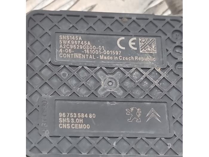 Lambda probe from a Peugeot Expert (V1/VA/VB/VE/VF/VT/VY) 1.6 Blue HDi 95 16V 2016