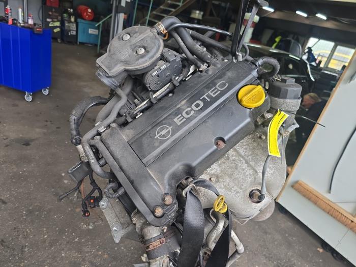 Gebrauchte Motor Opel Corsa C (F08/68) 1.2 16V Preis € 350,00 Margenregelung angeboten von autodemontage denollen