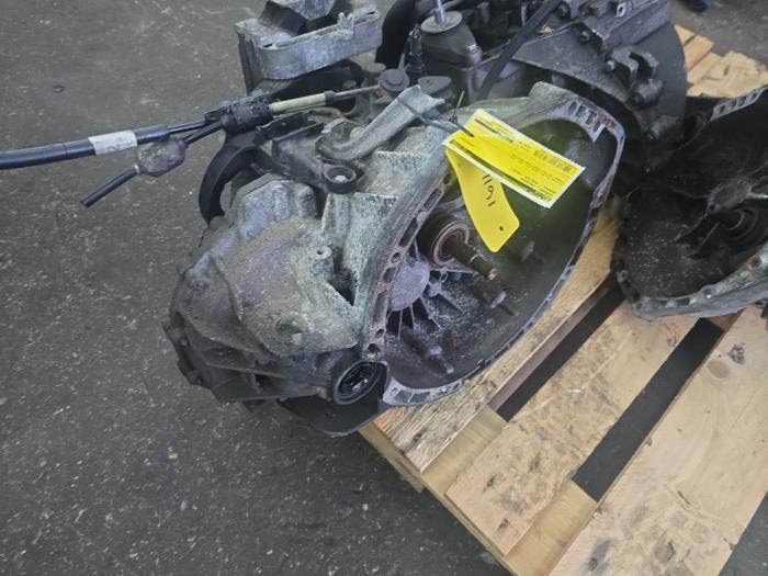 Usagé Boîte de vitesse Renault Master III (JV) 2.3 Energy dCi 165 16V Prix € 1.450,79 Prix TTC proposé par autodemontage denollen