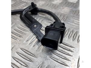 Lambda probe from a Opel Astra J (PC6/PD6/PE6/PF6) 2.0 CDTI 16V 160 Ecotec 2015