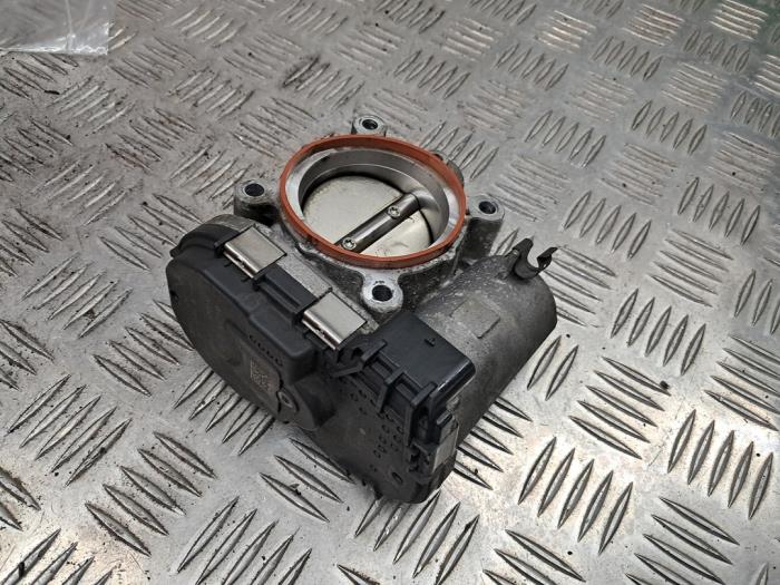 Gebrauchte Drosselklappengehäuse Mercedes A (W176) 1.6 A-200 16V Preis € 50,00 Margenregelung angeboten von autodemontage denollen