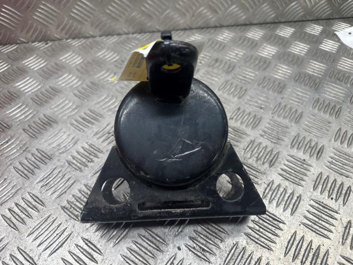 Used Engine mount Chevrolet Spark (M300) 1.0 16V Bifuel Price € 30,00 Margin scheme offered by autodemontage denollen