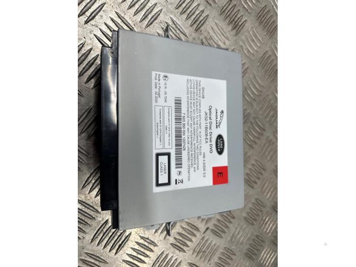 Używane Odtwarzacz CD Landrover Range Rover Sport (LW) 3.0 SDV6 Cena € 325,00 Procedura marży oferowane przez autodemontage denollen