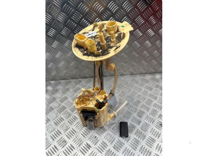 Gebrauchte Kraftstoffpumpe Elektrisch Landrover Range Rover Sport (LW) 3.0 SDV6 Preis € 175,00 Margenregelung angeboten von autodemontage denollen