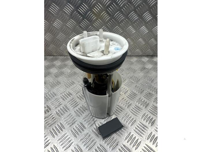 Usagé Pompe à carburant Seat Ibiza IV (6J5) 1.4 16V Prix € 49,95 Règlement à la marge proposé par autodemontage denollen