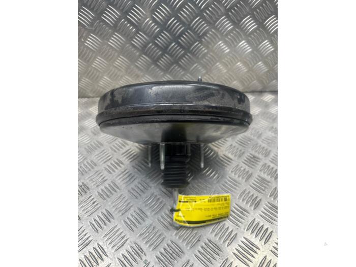 Usagé Servo frein Opel Corsa E Prix € 100,00 Règlement à la marge proposé par autodemontage denollen