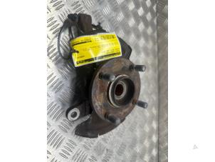 Begagnade Spindel, vänster fram Suzuki Alto 1.0 12V Pris € 40,00 Marginaltabell erbjuds av de Nollen autorecycling