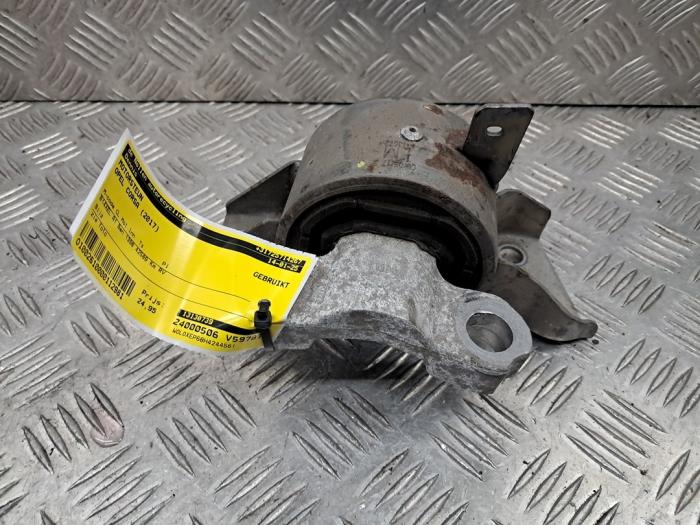 Usagé Support moteur Opel Corsa E 1.4 16V Prix € 24,95 Règlement à la marge proposé par autodemontage denollen