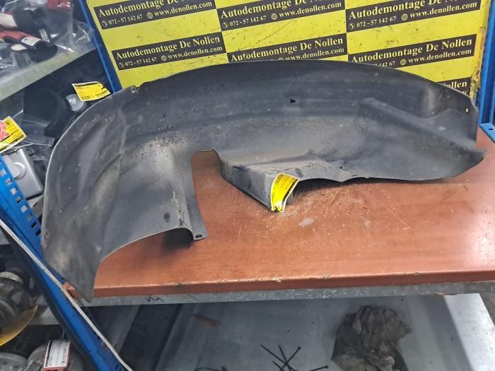 Używane Nadkole Opel Corsa E Cena € 30,00 Procedura marży oferowane przez autodemontage denollen