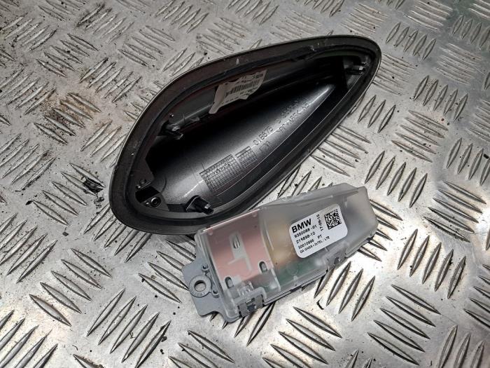 Używane Antena BMW 2 serie Gran Tourer (F46) 220i 2.0 TwinPower Turbo 16V Cena € 19,95 Procedura marży oferowane przez autodemontage denollen