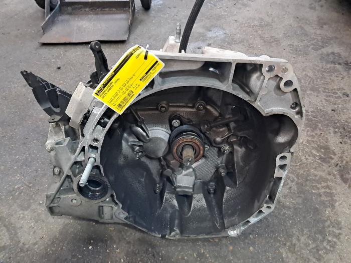 Usagé Boîte de vitesse Dacia Sandero II 0.9 TCE 12V Prix € 375,00 Règlement à la marge proposé par autodemontage denollen