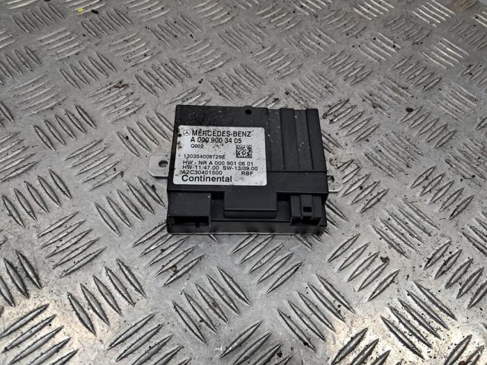 Usagé Module pompe carburant Mercedes C (W205) C-220 2.2 CDI BlueTEC, C-220 d 16V Prix € 45,00 Règlement à la marge proposé par autodemontage denollen