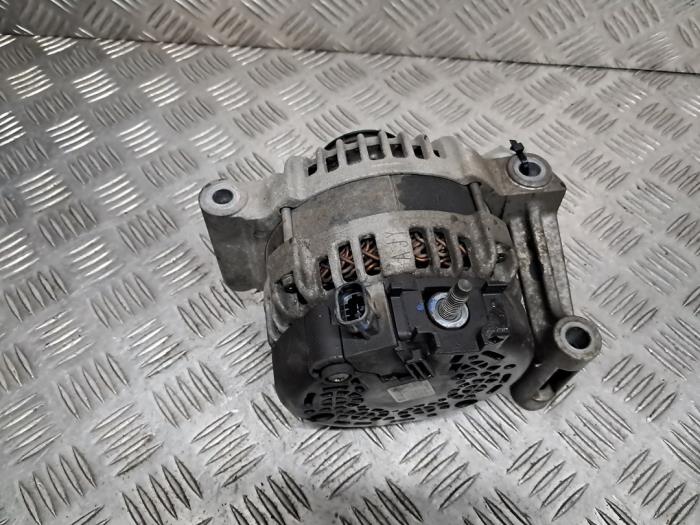 Begagnade Dynamo Opel Adam 1.0 Ecotec 12V SIDI Turbo Pris € 50,00 Marginaltabell erbjuds av autodemontage denollen