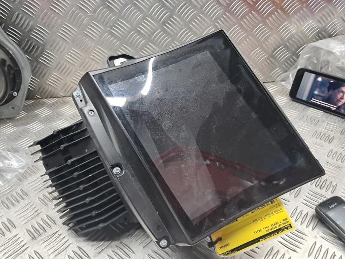Gebrauchte Frontscheibenanzeige BMW 7 serie (F01/02/03/04) 740d 24V Preis € 249,95 Margenregelung angeboten von autodemontage denollen