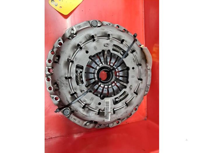 Gebrauchte Kupplungsset (komplett) BMW 1 serie (F20) 116i 1.6 16V Preis € 99,95 Margenregelung angeboten von autodemontage denollen