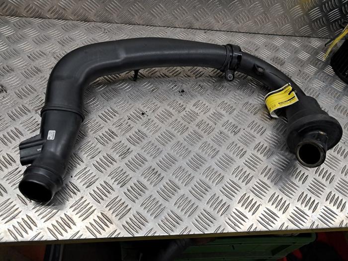Gebrauchte Turboschlauch Mercedes CLA (117.3) 2.2 CLA-220 CDI, 220 d 16V Preis € 60,00 Margenregelung angeboten von autodemontage denollen