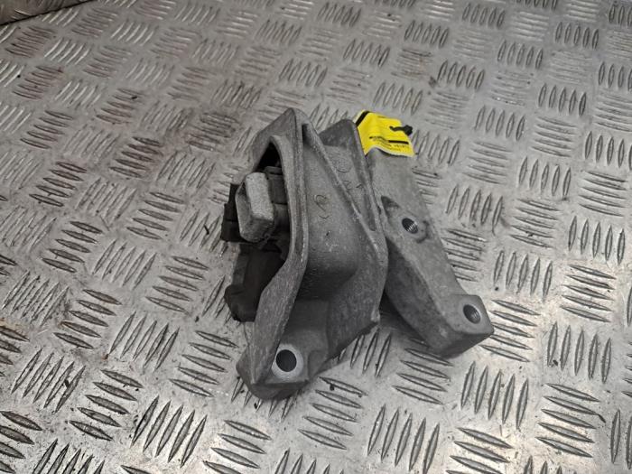 Used Engine mount Citroen C3 (SC) 1.1 Price € 25,00 Margin scheme offered by autodemontage denollen