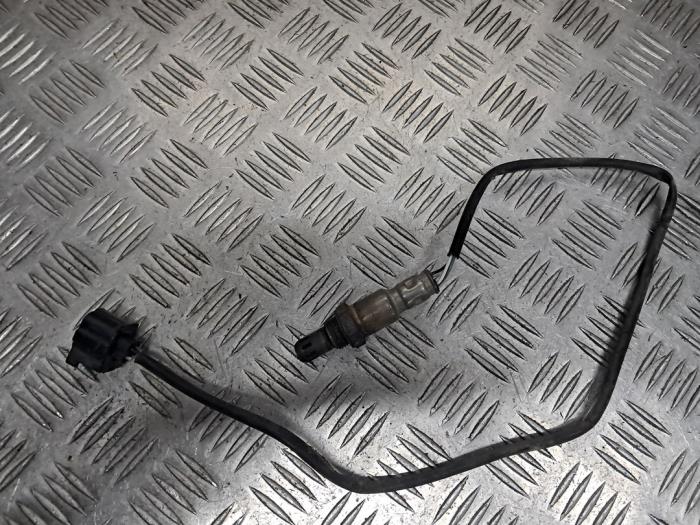 Lambda probe from a Mercedes-Benz SLK (R172) 3.5 350 V6 24V BlueEFFICIENCY 2013