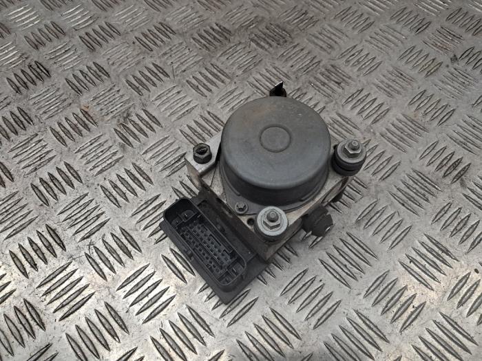 Gebrauchte ABS-pump Fiat Punto III (199) 0.9 TwinAir Preis € 71,00 Margenregelung angeboten von autodemontage denollen
