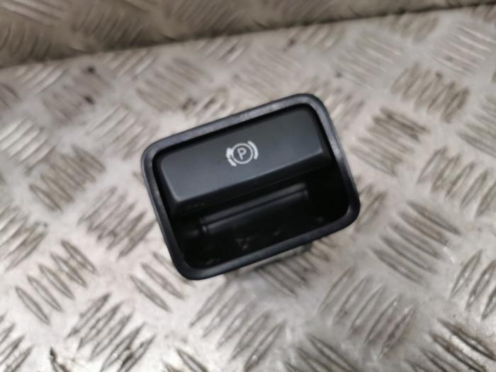 Gebrauchte Handbremse Schalter Mercedes A (W176) 1.6 A-160 16V Preis € 15,00 Margenregelung angeboten von autodemontage denollen