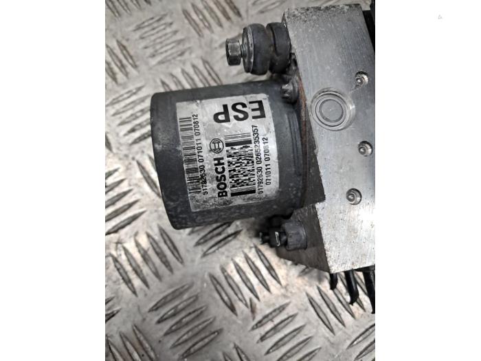 Pompa ABS Alfa Romeo GT (937), 2003 / 2010 2.0 JTS 16V, Coupe, 2Dr, Benzyna, 1.970cc, 122kW (166pk), FWD, 937A1000, 2003-11 / 2010-09, 937CXH11; 937CXH1A (Używany)