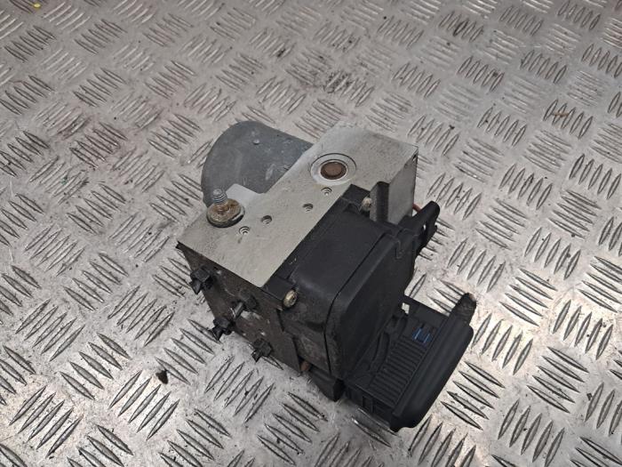 Used ABS pump Audi A6 (C5) 2.4 V6 30V Price € 48,00 Margin scheme offered by autodemontage denollen