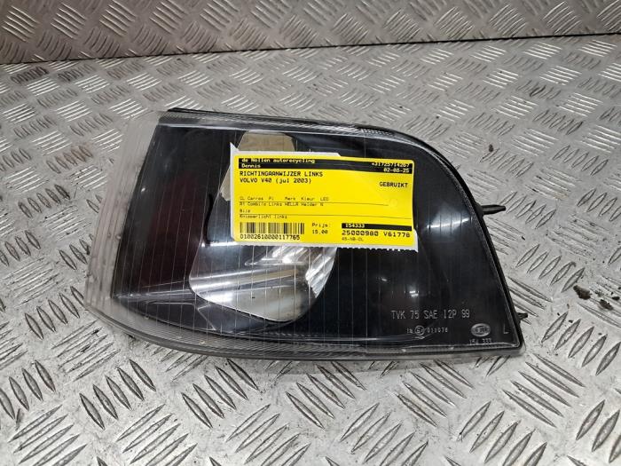 Begagnade Indikator, vänster Volvo V40 (VW) 1.8 16V Pris € 15,00 Marginaltabell erbjuds av autodemontage denollen