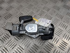 Begagnade Tändningslås + nyckel Ford Transit Connect (PJ2) 1.5 TDCi ECOnetic Pris € 66,55 Inklusive moms erbjuds av de Nollen autorecycling