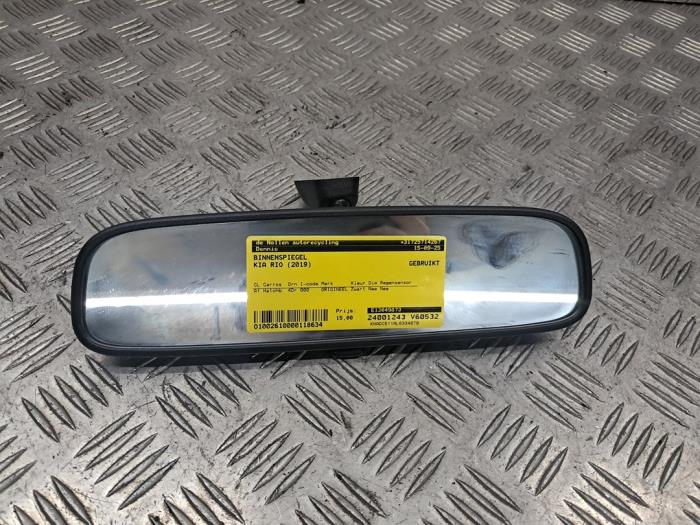 Usados Retrovisor interior Kia Rio IV (YB) 1.0i T-GDi 100 12V Precio € 15,00 Norma de margen ofrecido por autodemontage denollen