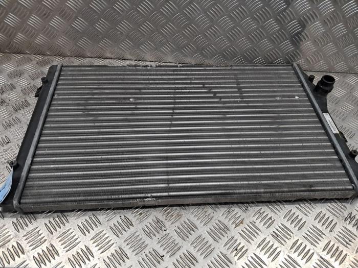 Gebrauchte Kühler Volkswagen Golf VI (5K1) 1.4 TSI 122 16V Preis € 49,95 Margenregelung angeboten von autodemontage denollen