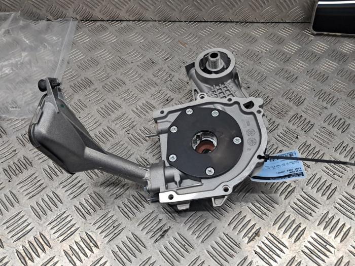 Gebrauchte Ölpumpe Fiat Idea (350AX) 1.4 16V Preis € 99,00 Margenregelung angeboten von autodemontage denollen