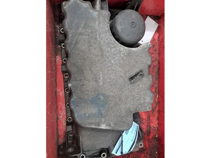 Gebrauchte Ölwanne Volvo V40 (VW) 1.8 16V Preis auf Anfrage angeboten von autodemontage denollen