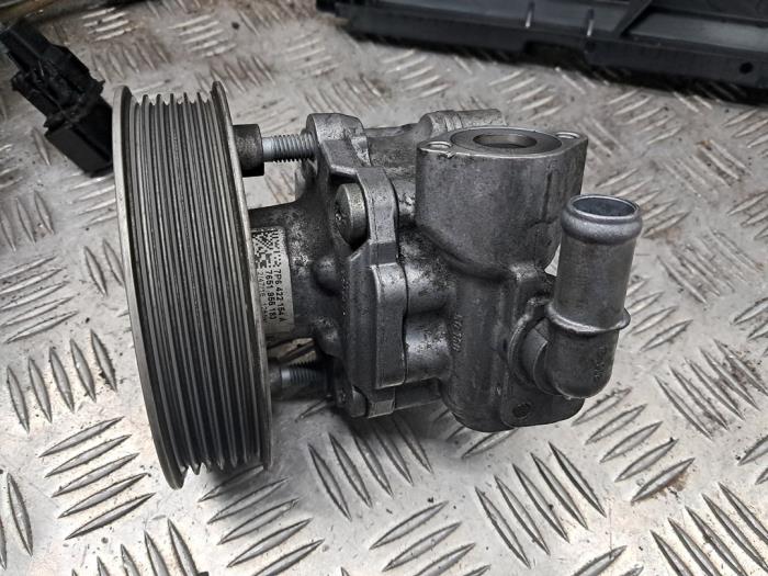 Usagé Pompe de direction Volkswagen Touareg (7PA/PH) 3.0 TDI V6 24V BlueMotion Technology SCR Prix € 170,00 Règlement à la marge proposé par autodemontage denollen